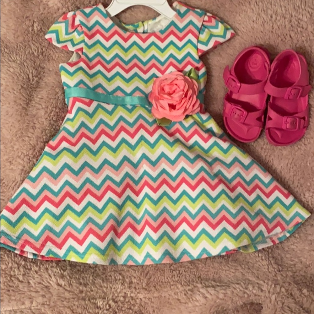 Toddler dress & sandals bundle pre-loves